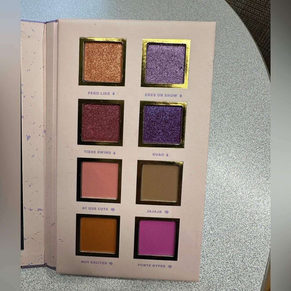 NWOT Spanglish Eyeshadow Palette by Alamar Cosmetics